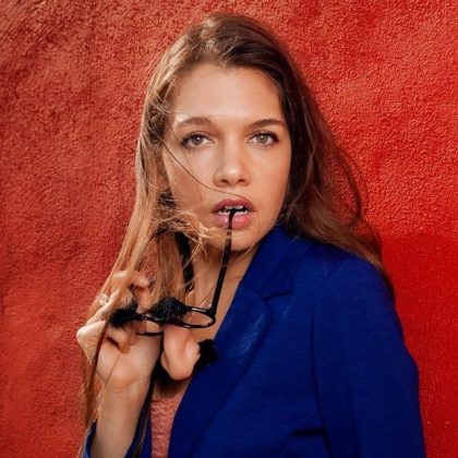 Katie Hannigan NYC stand-up comedian and actor posing for a professional photo
