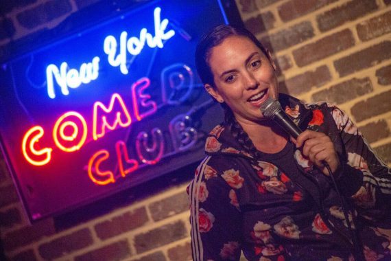 Caitlin Peluffo new york comedy club